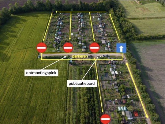 Plattegrond van volkstuincomplex Grietenhof met pijlen die de verplichte rijrichting aangeven
